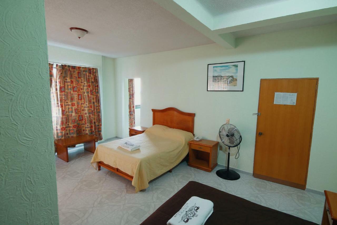 Hotel El Conquistador Monarca. Zitacuaro Luaran gambar