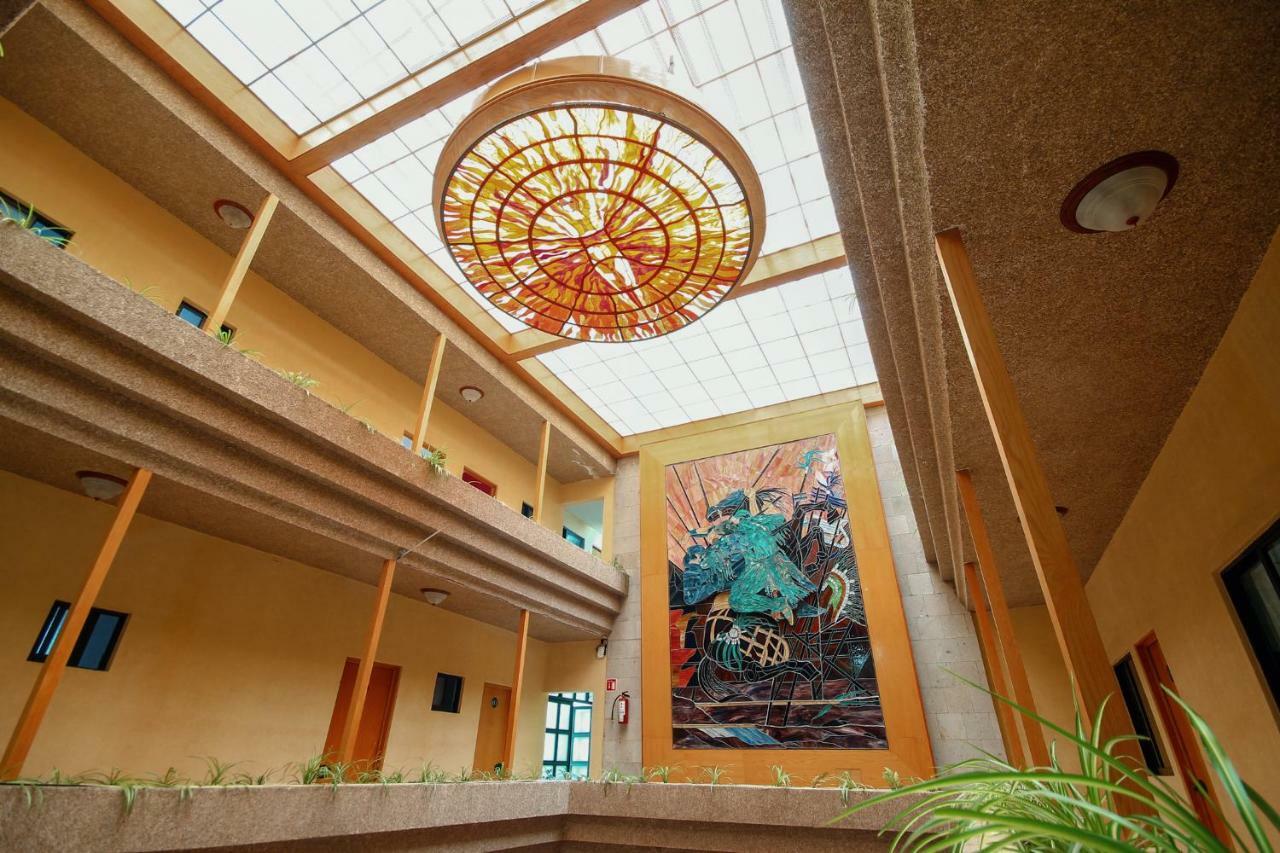Hotel El Conquistador Monarca. Zitacuaro Luaran gambar